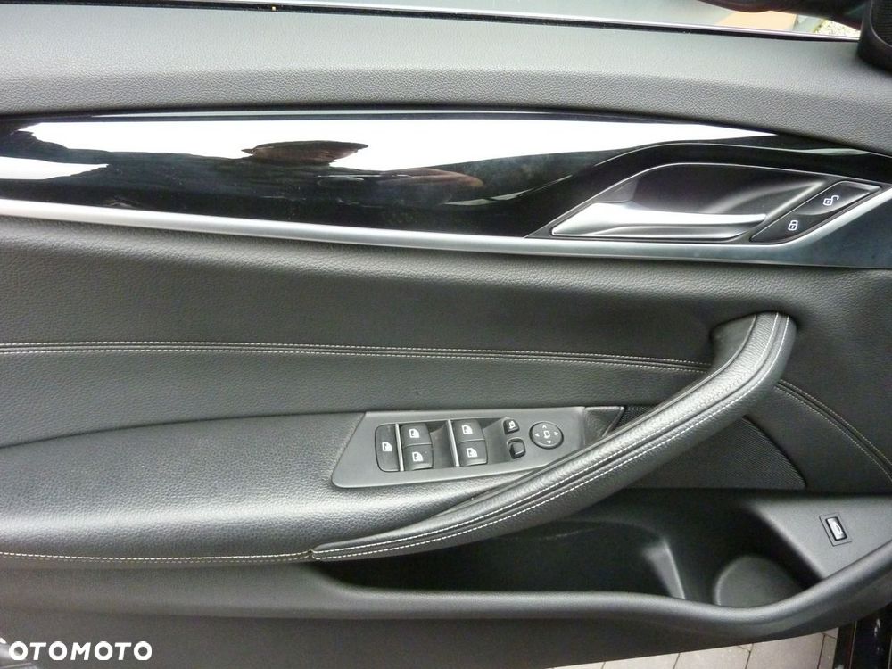 BMW Seria 5 - 35