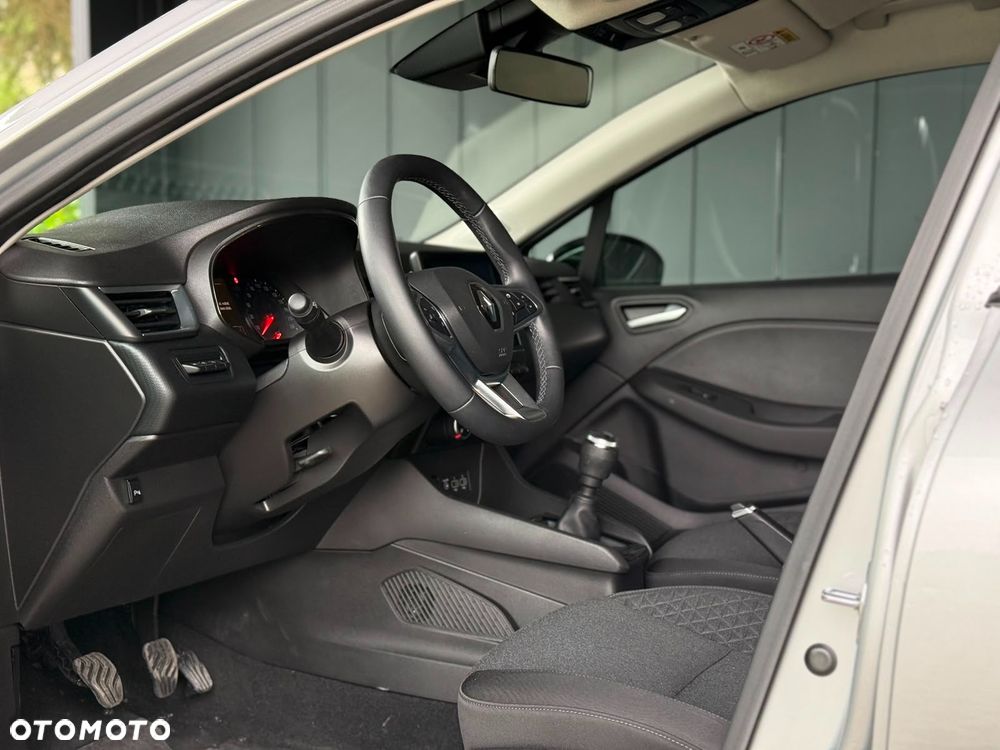 Renault Clio 1.0 TCe Equilibre - 11