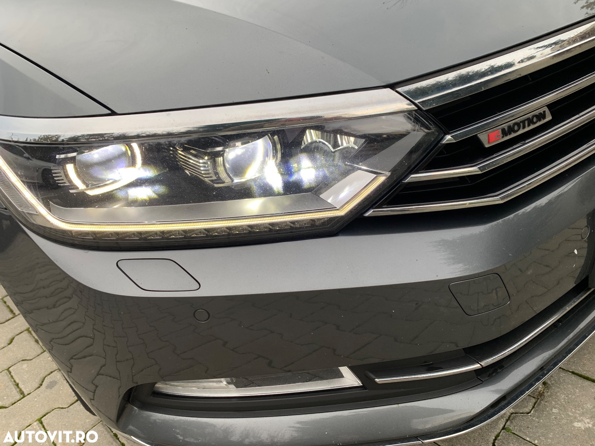 Volkswagen Passat 2.0 TDI SCR (BlueMotion Tech) 4Motion D Highline - 35
