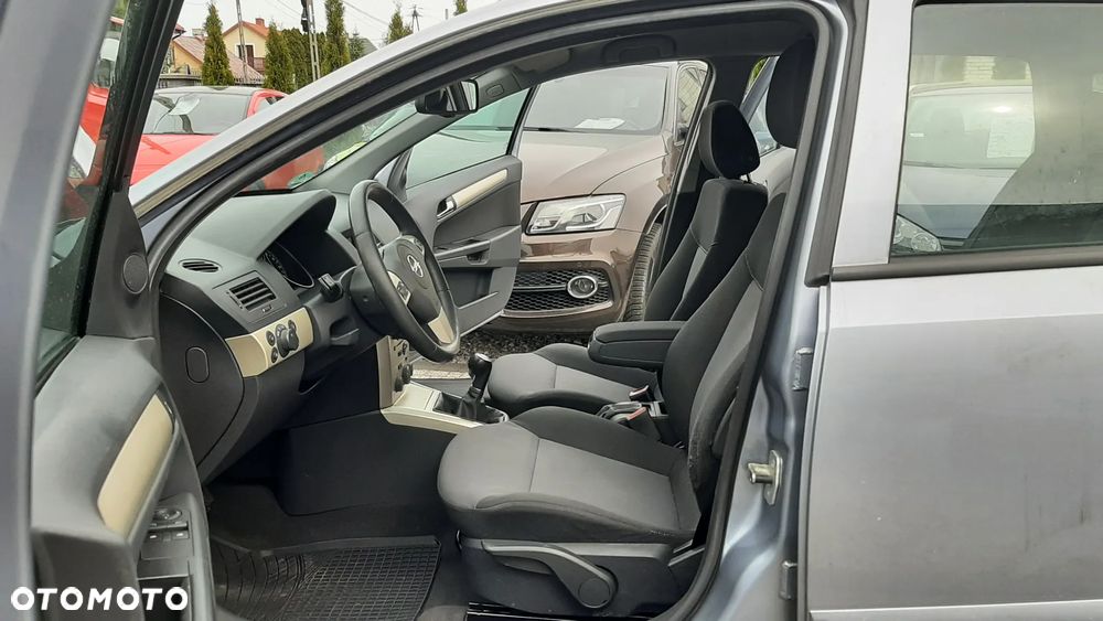 Opel Astra 1.6 - 7