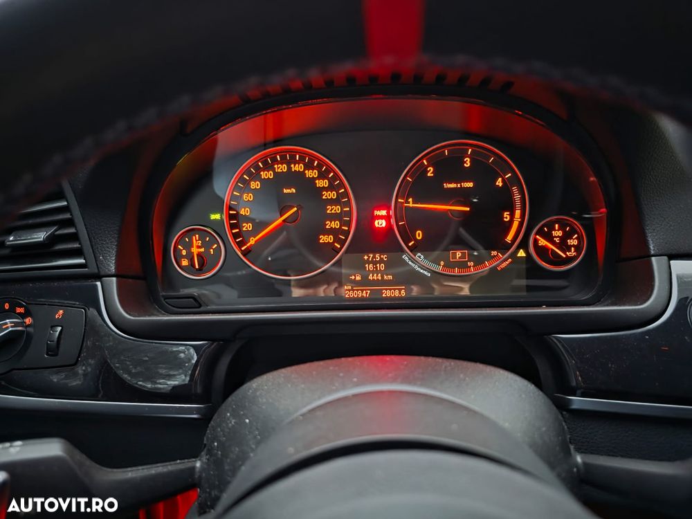 BMW Seria 5 520d - 7