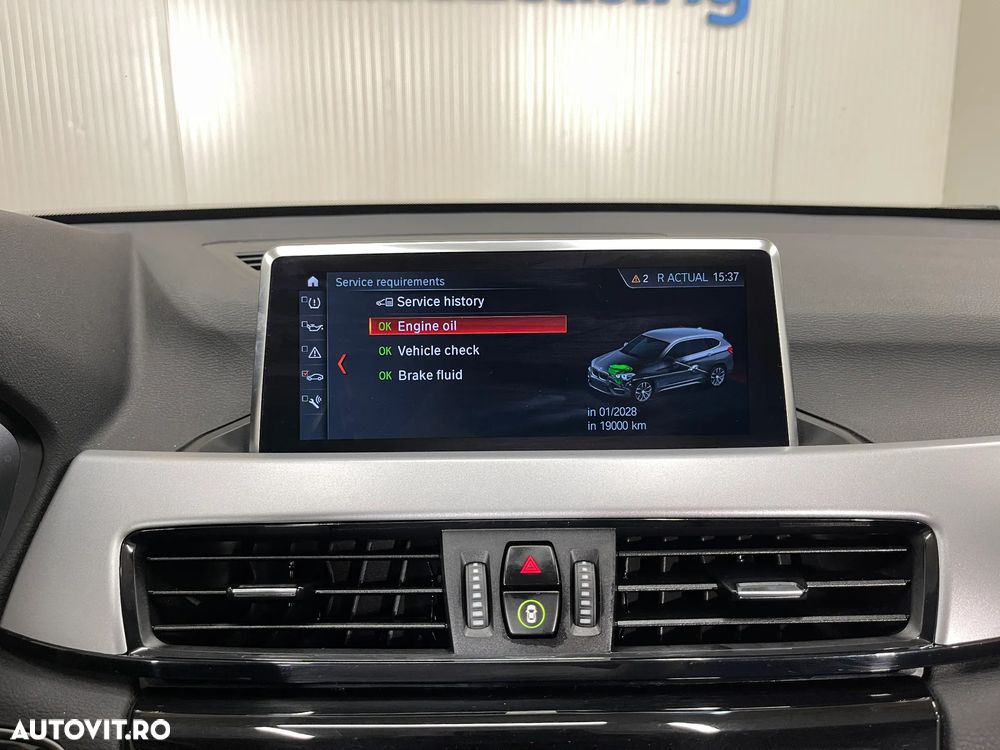 BMW X1 xDrive20i AT - 18