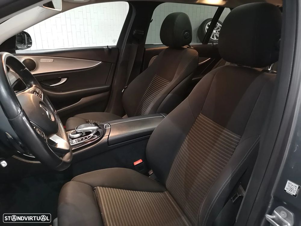 Mercedes-Benz E 220 CDi Avantgarde BE Auto. - 15