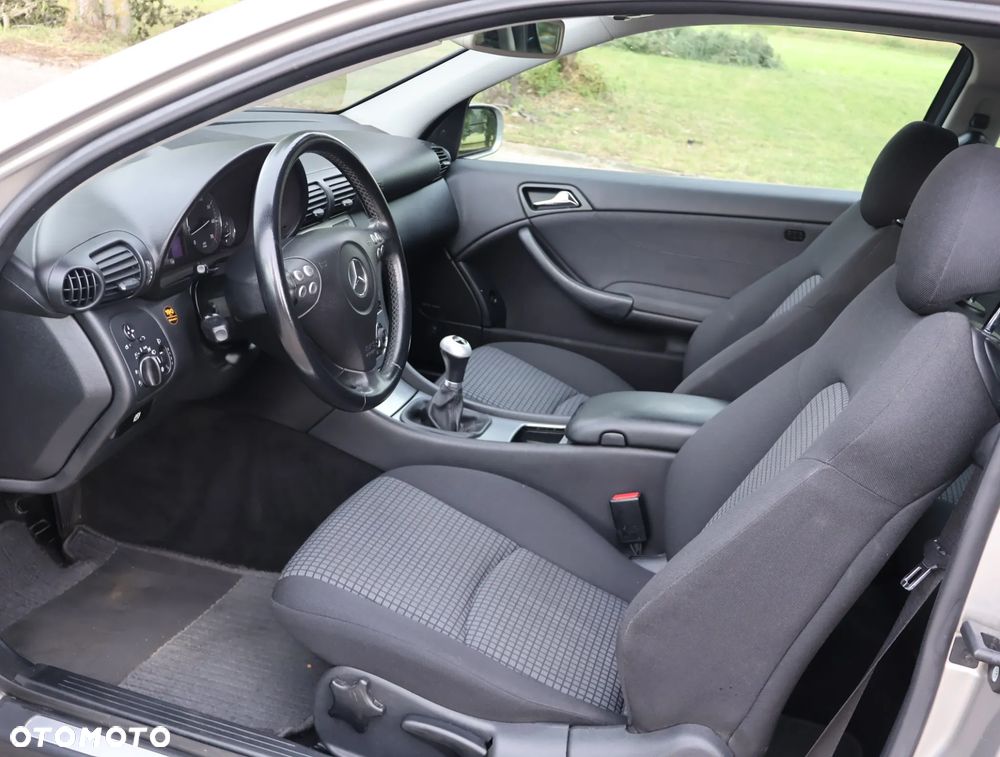 Mercedes-Benz Klasa C 200 Kompressor - 18