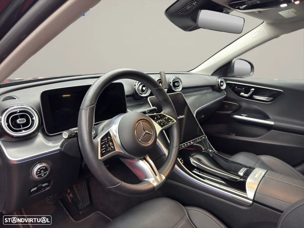 Mercedes-Benz C 300 e T 9G-TRONIC Avantgarde — fotografia 23