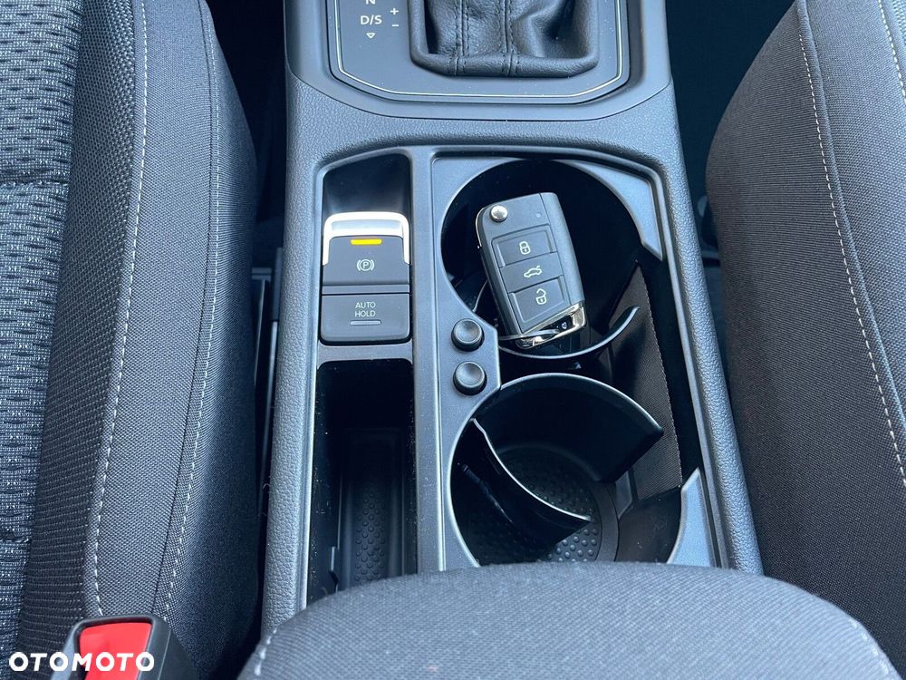 Volkswagen Touran 1.5 TSI EVO Comfortline Plus DSG - 25