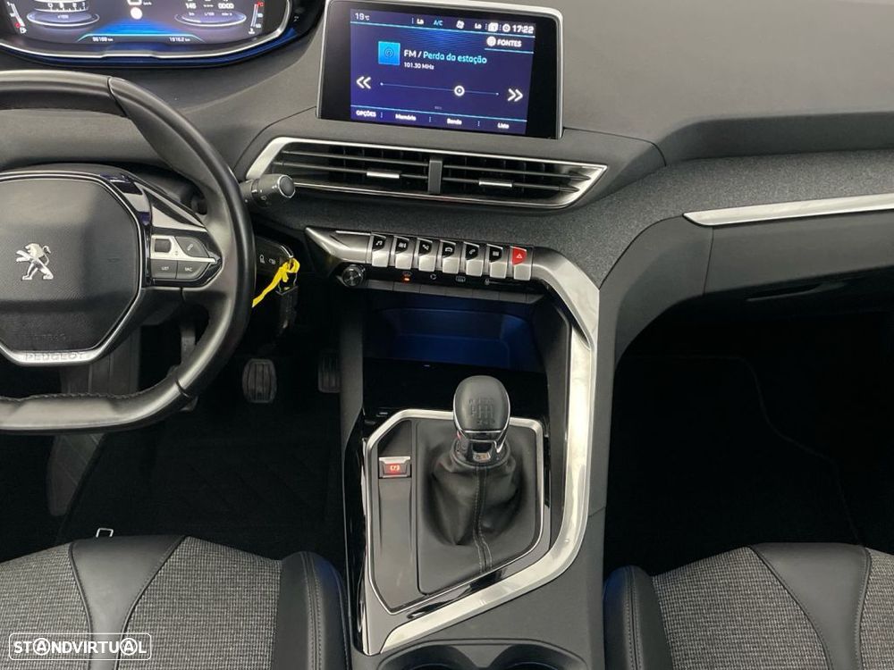 Peugeot 3008 1.2 PureTech Allure - 15