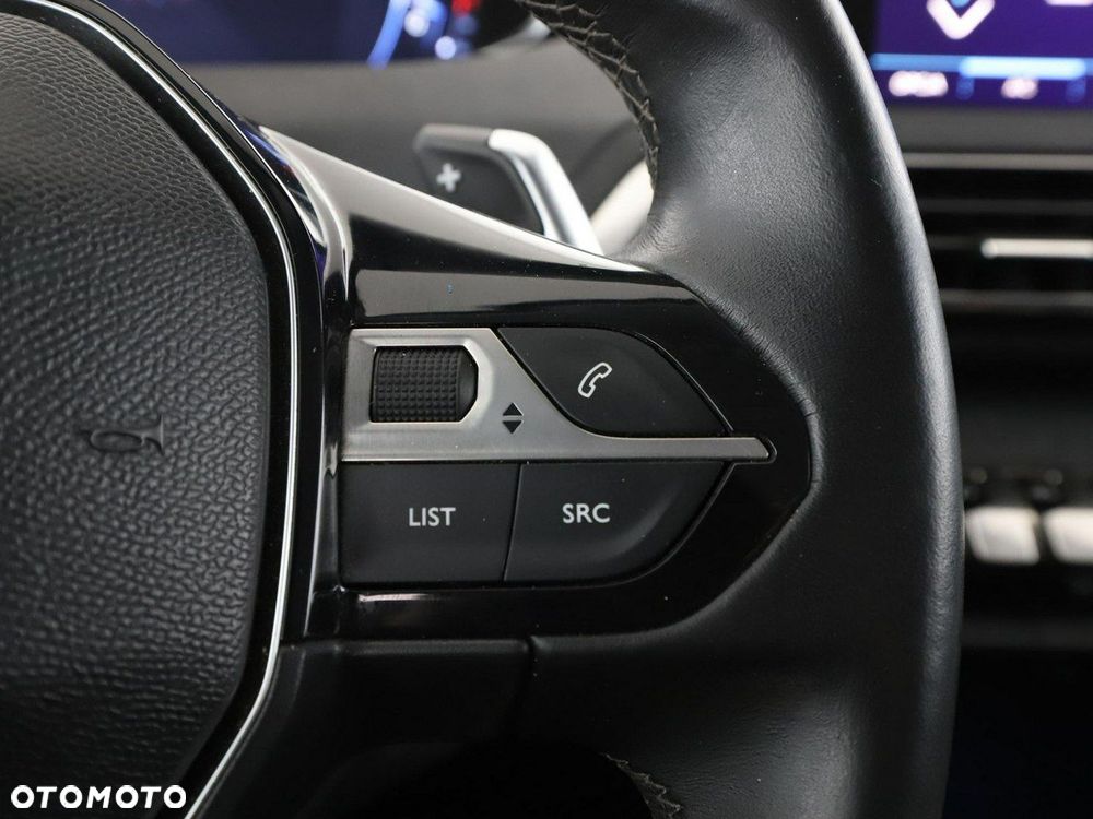 Peugeot 3008 1.2 PureTech Allure S&S EAT6 - 32