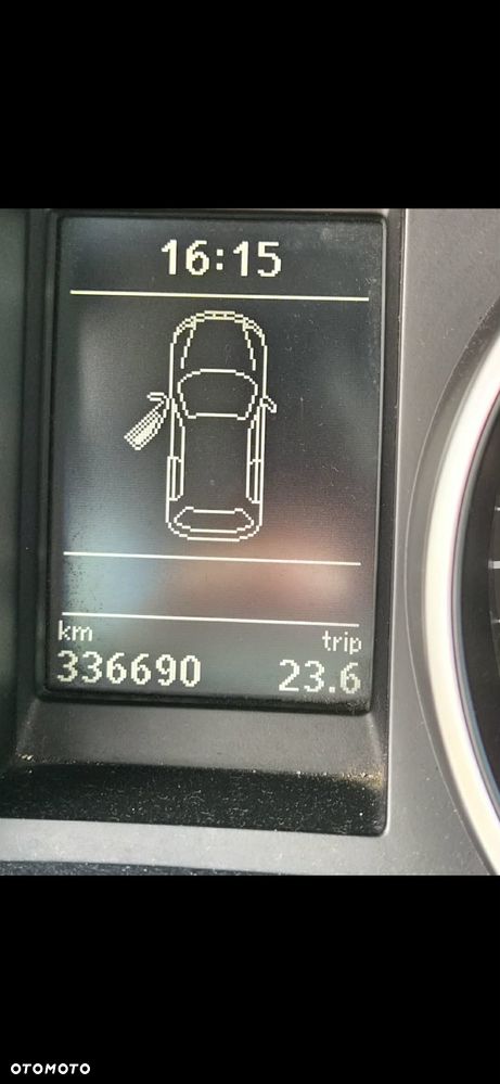 Volkswagen Golf - 18