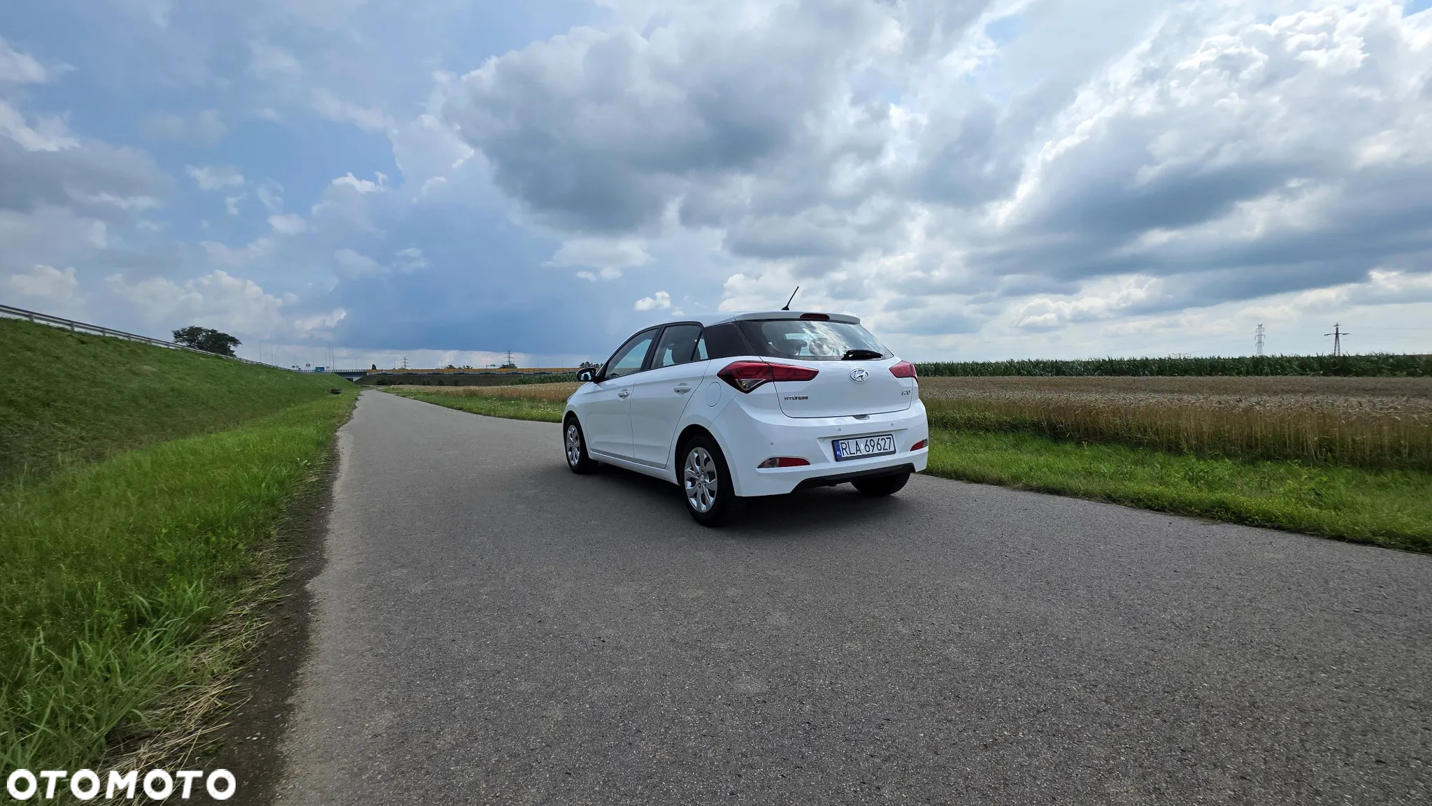 Hyundai i20 1.2 Trend - 11