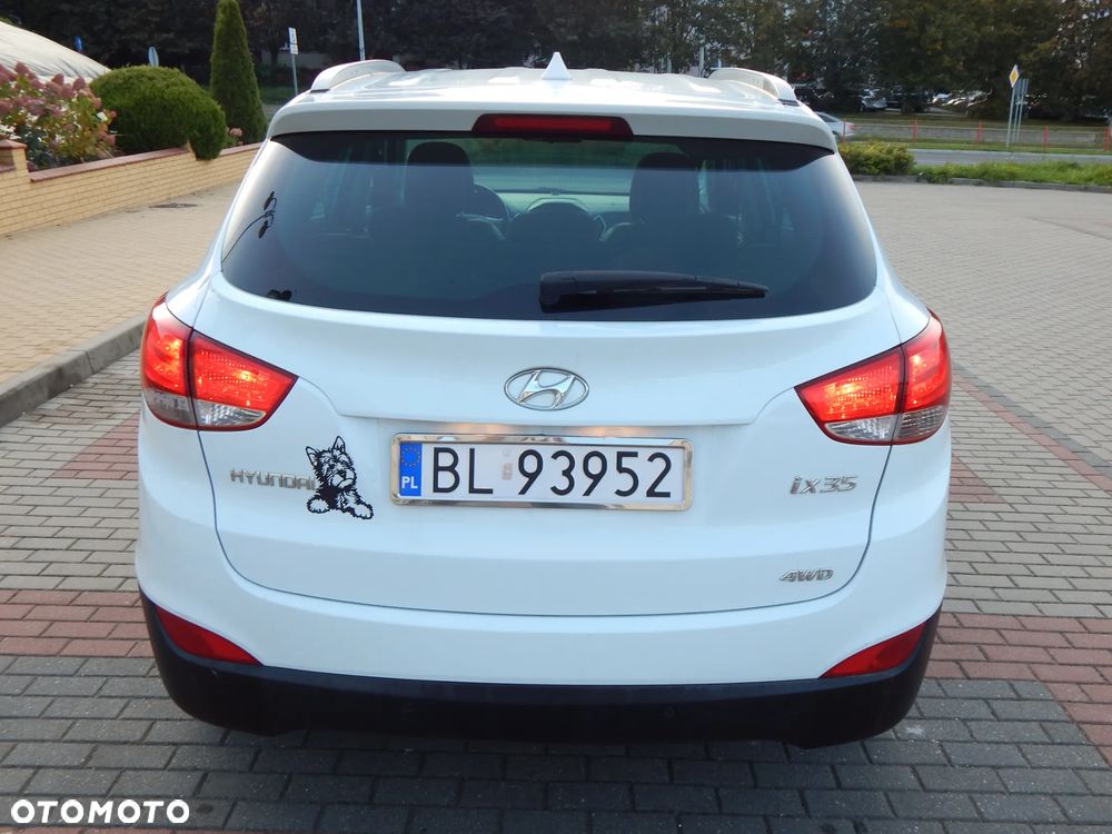 Hyundai ix35 2.0 4WD Style - 21