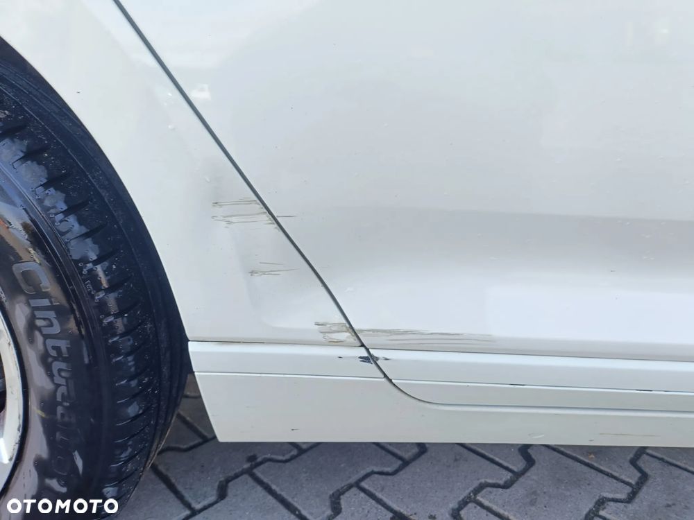 Volkswagen Passat Variant 2.0 TDI (BlueMotion Technology) Trendline - 24