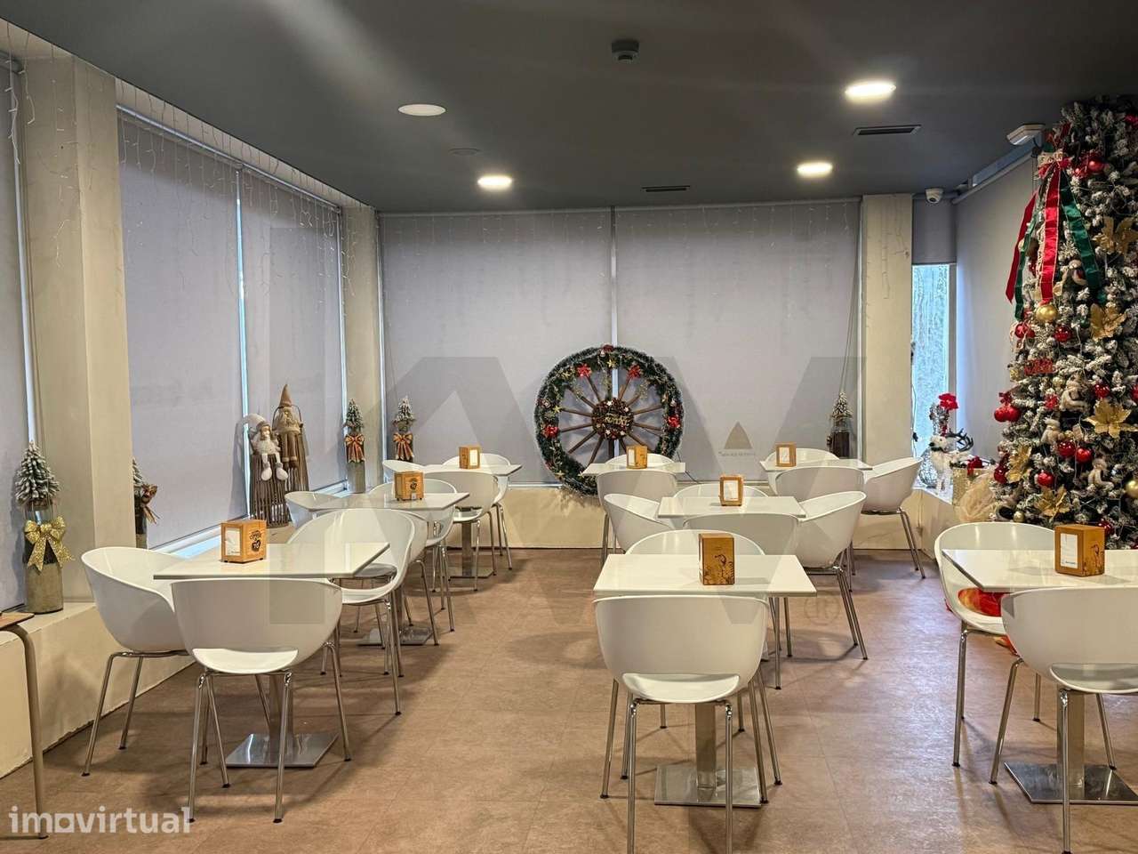 Trespasse de Pastelaria/Restaurante Totalmente Equipado – S. Martinho - Grande imagem: 4/24
