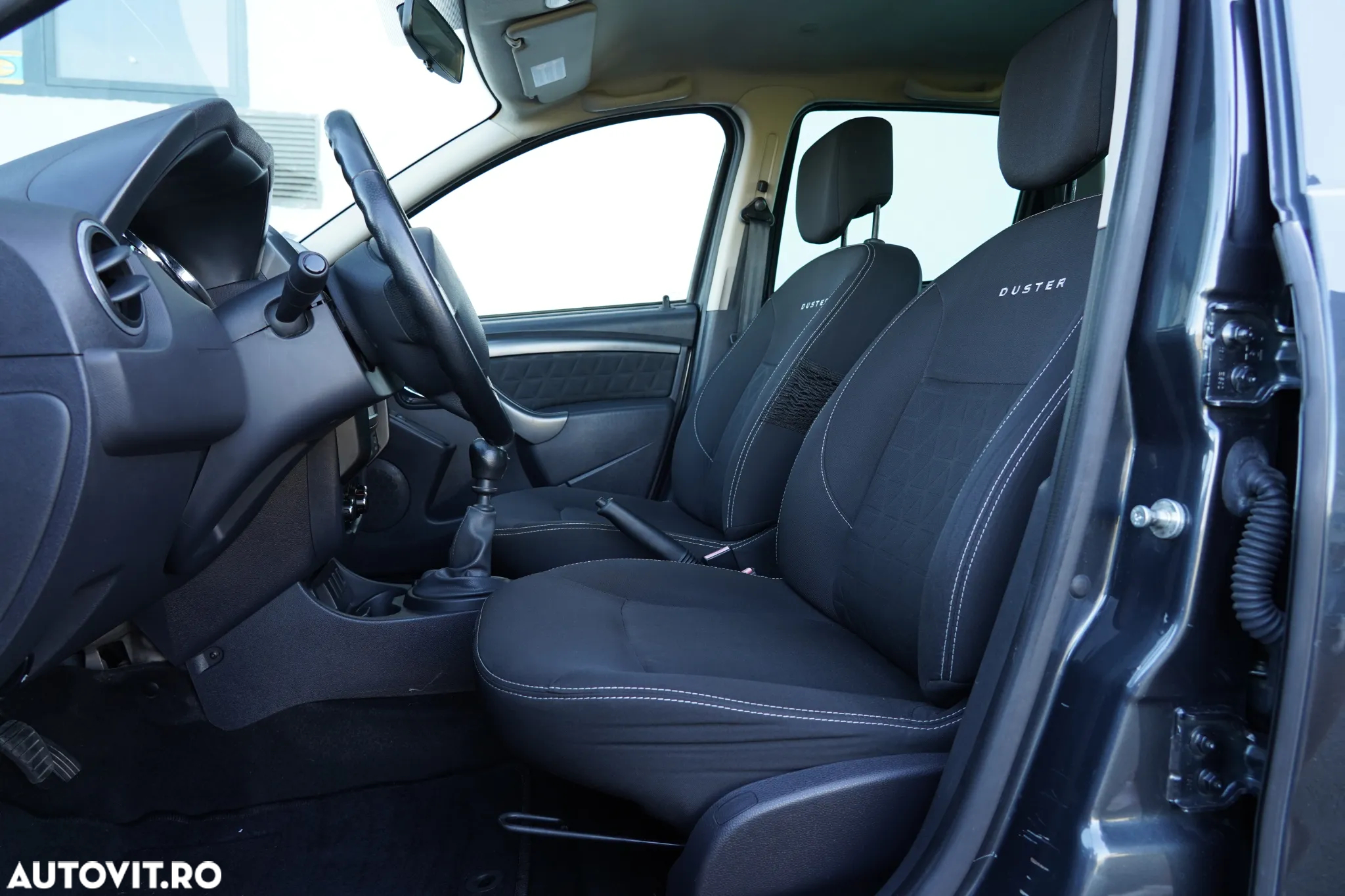 Dacia Duster 1.5 dCi 4x2 Laureate - 12