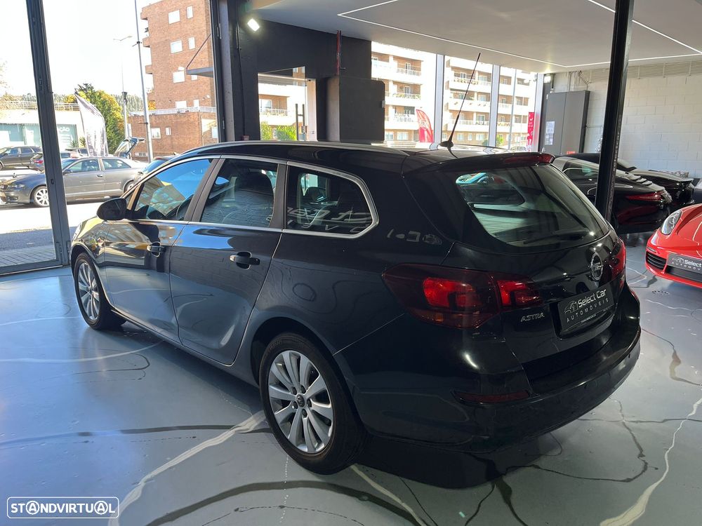 Opel Astra Caravan 1.7 CDTi Cosmo - 6