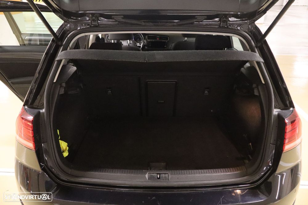 VW Golf 1.6 TDi BlueMotion Confortline - 7