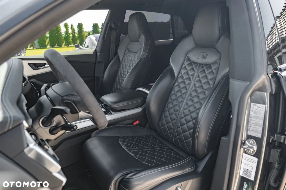 Audi Q8 - 15