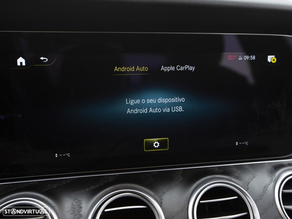 Mercedes-Benz E 300 de 4Matic 9G-TRONIC - 30