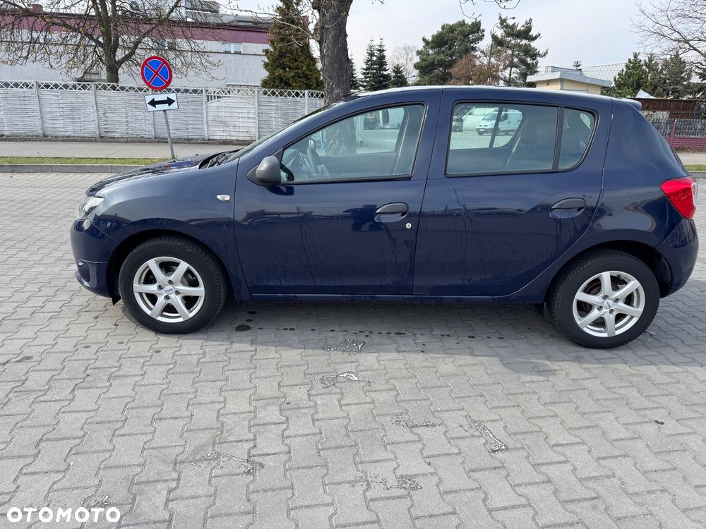 Dacia Sandero 1.2 16V 75 Essentiel - 2