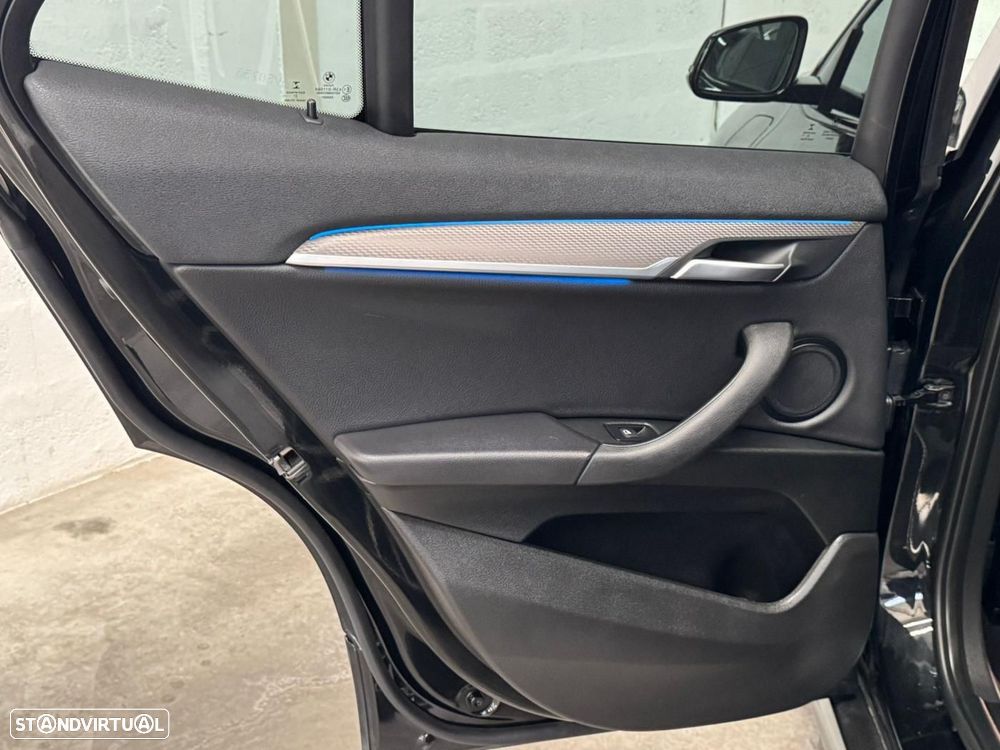 BMW X2 25 e xDrive Pack M - 44