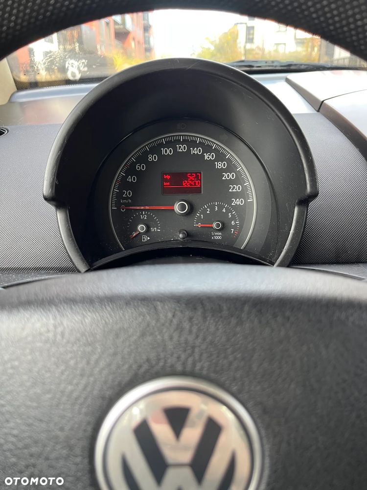 Volkswagen New Beetle - 18
