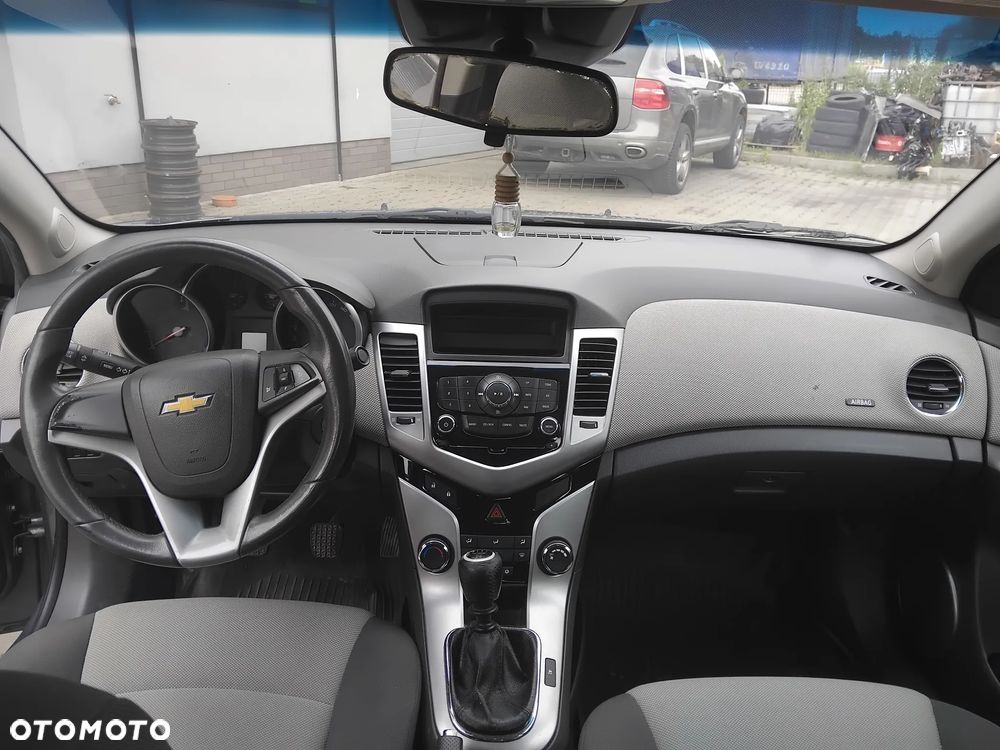 Chevrolet Cruze - 6