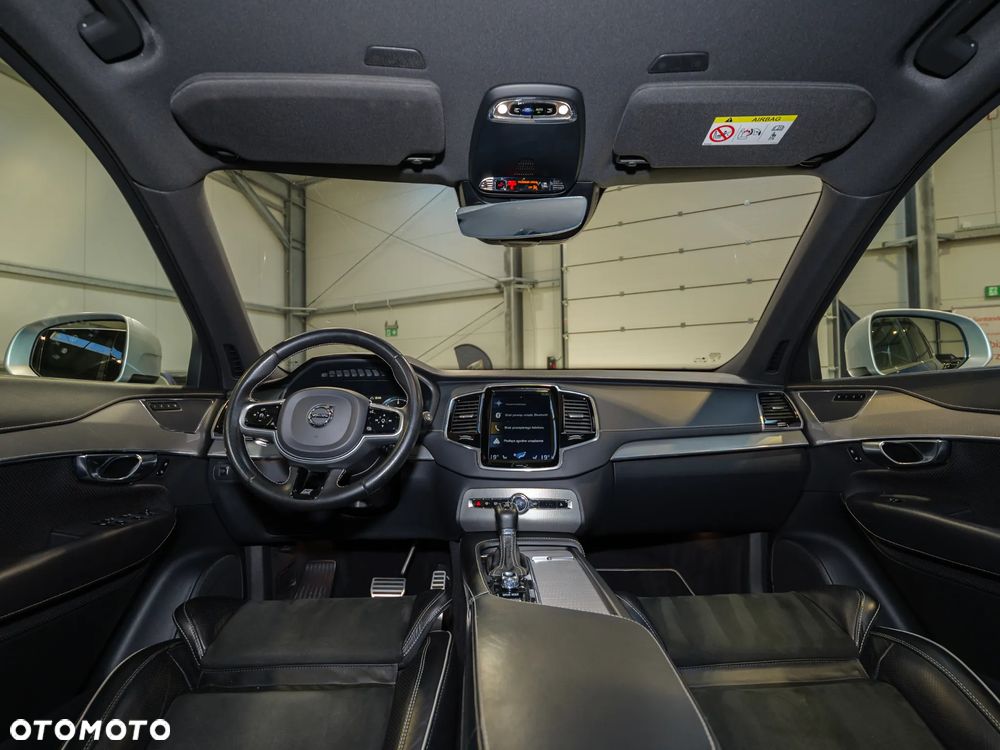 Volvo XC 90 D5 SCR AWD R-Design 7os - 14