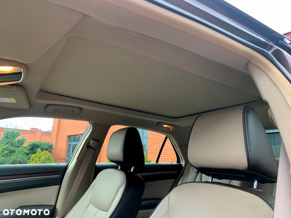 Lancia Thema 3.6 V6 VVT 24V Automatik Executive - 28