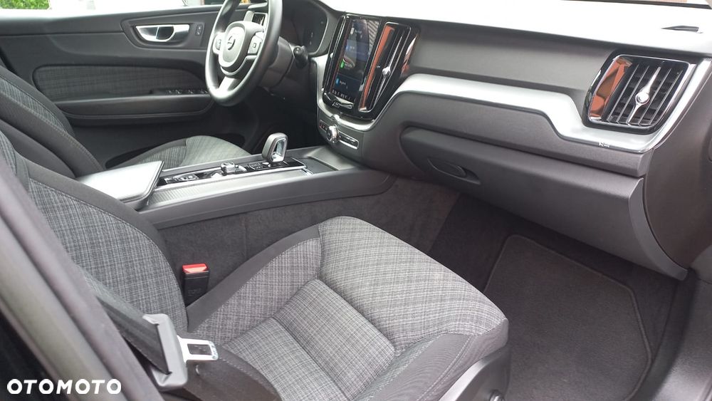 Volvo XC 60 B4 D Geartronic Momentum - 13