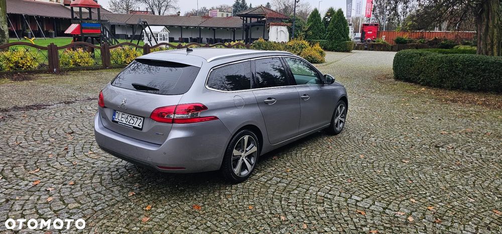 Peugeot 308 - 5