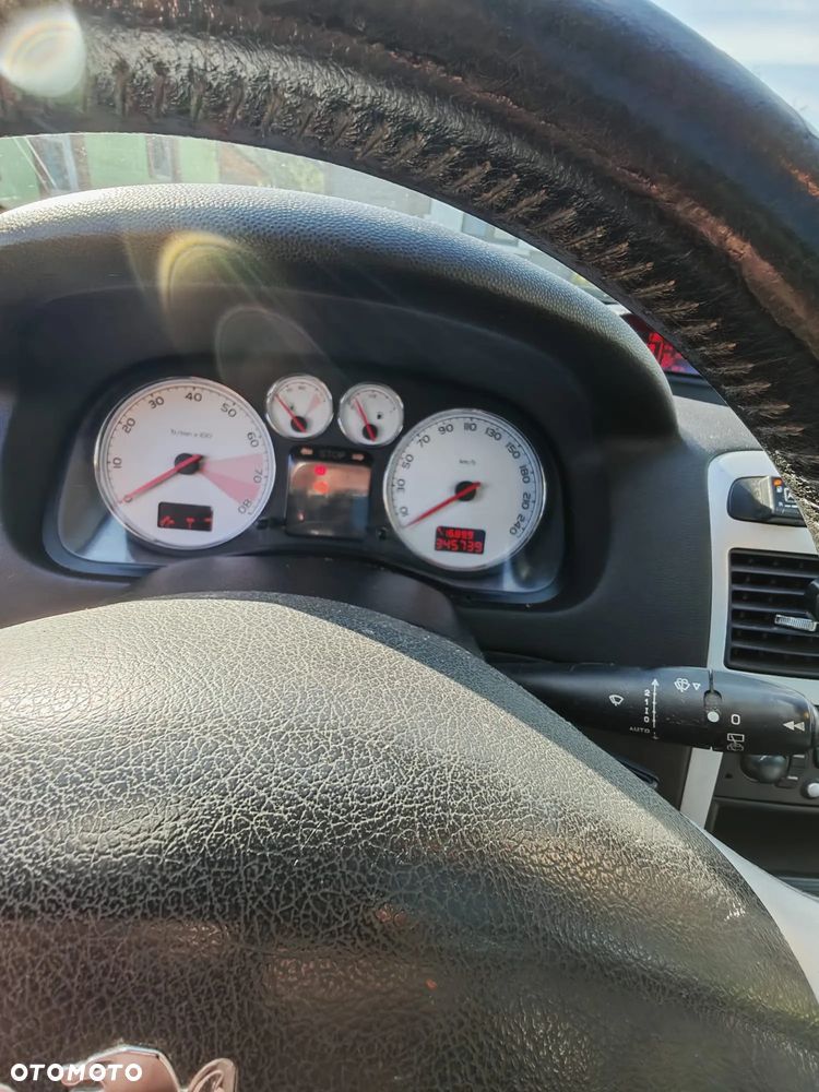 Peugeot 307 2.0 - 5