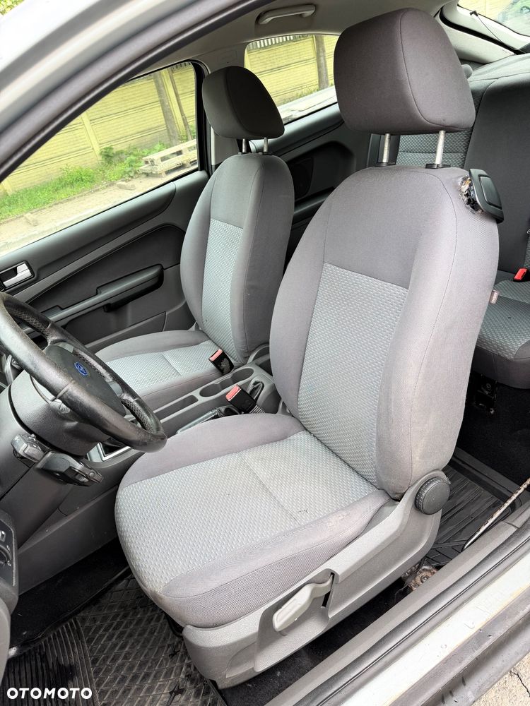 Ford Focus - 12