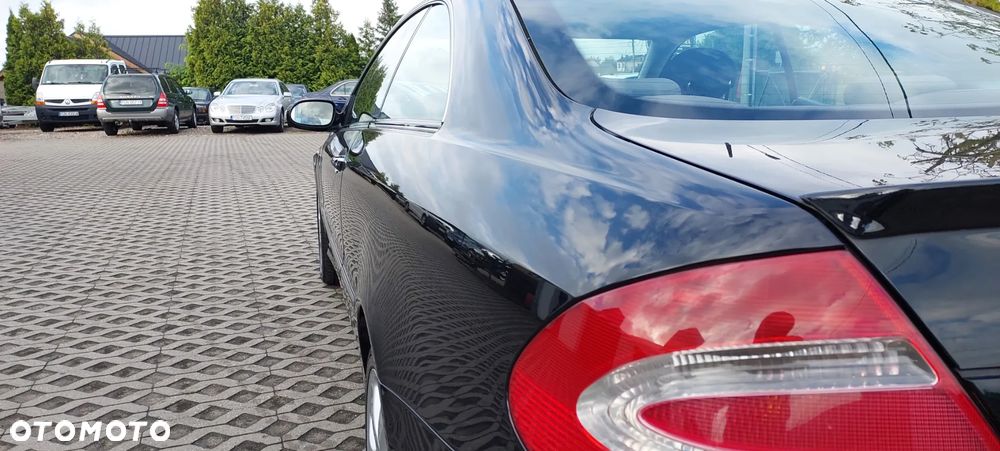Mercedes-Benz CLK - 22