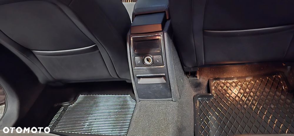 Skoda Superb 2.0 TDI Platinum DSG - 22