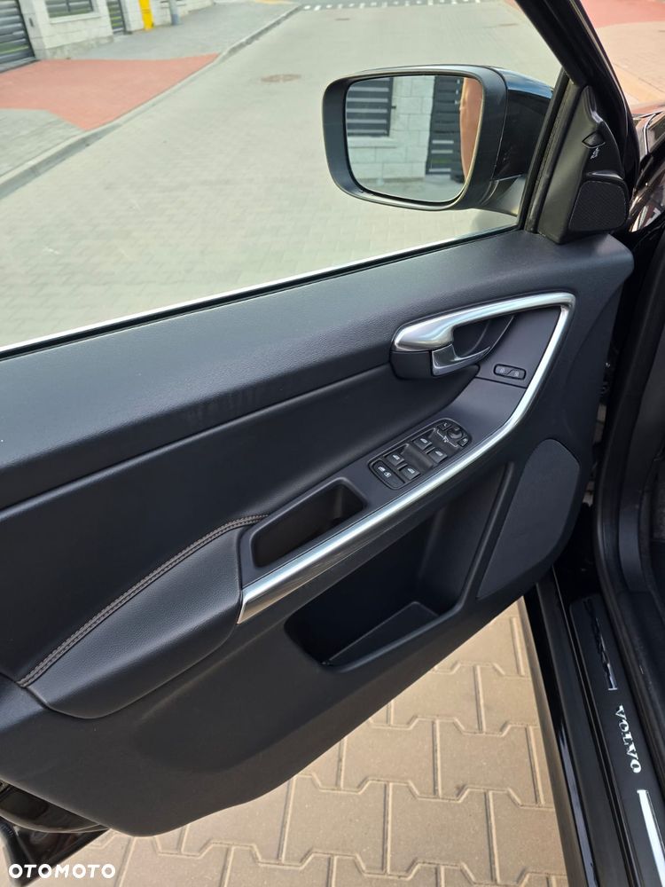 Volvo XC 60 T5 Geartronic Momentum - 13