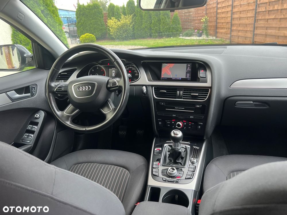 Audi A4 Avant - 13