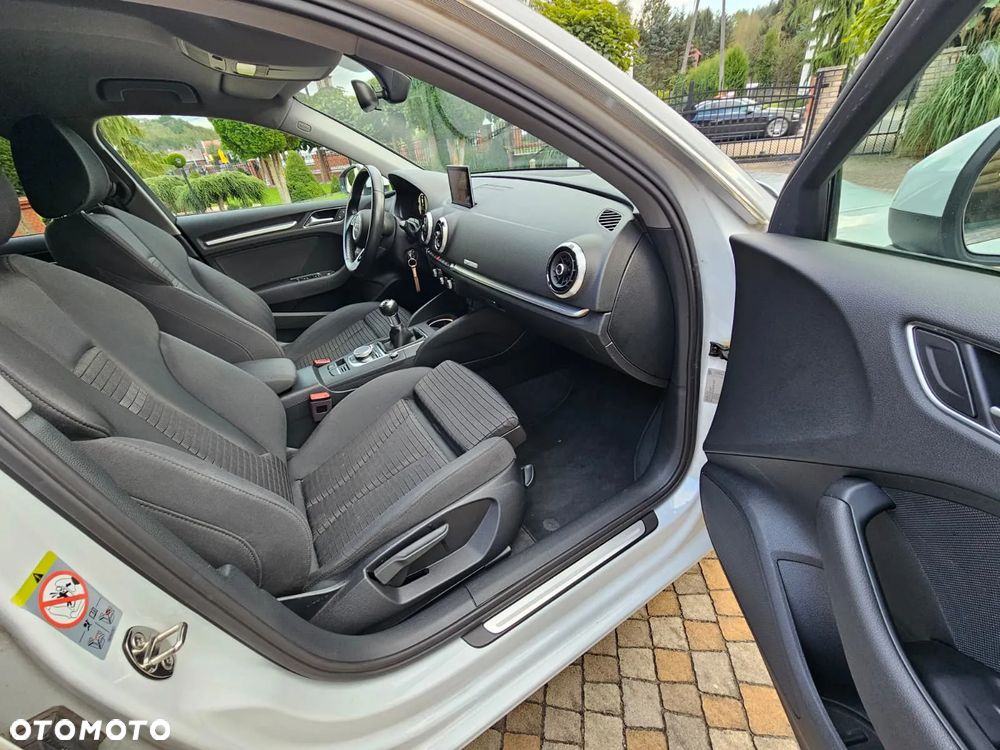 Audi A3 Sportback 2.0 TDI Sport - 32