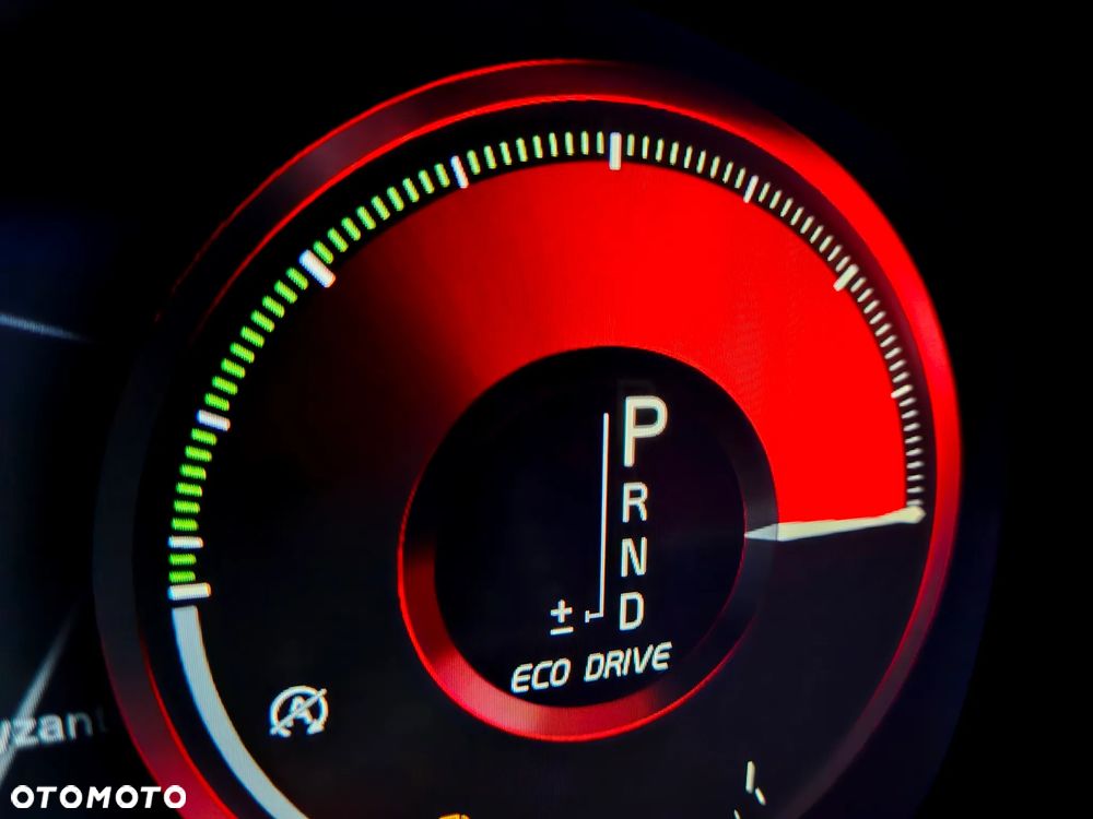 Volvo XC 60 D4 AWD R-Design - 38