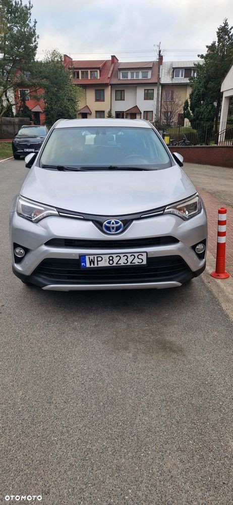 Toyota RAV4 - 4