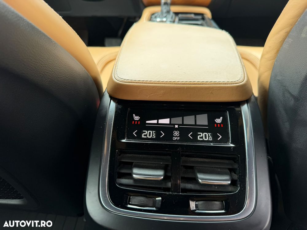 Volvo XC 90 D5 AWD Inscription - 11