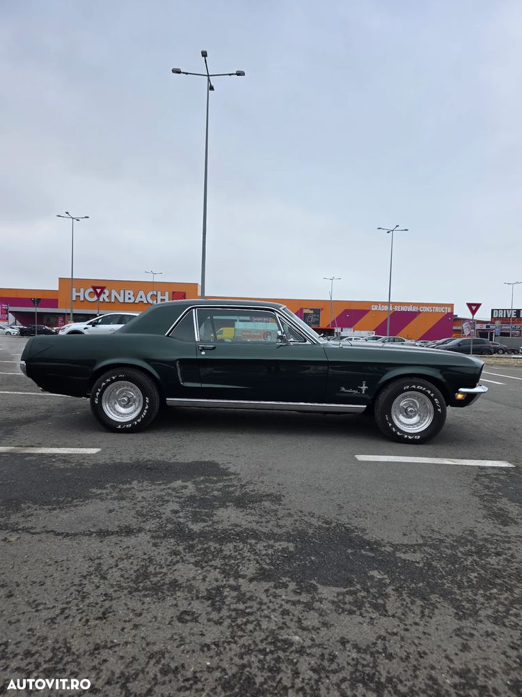 Ford Mustang - 4