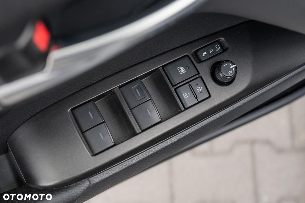 Toyota Camry 2.5 Hybrid Comfort CVT - 26