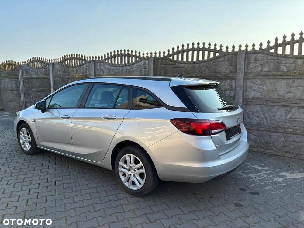 Opel Astra - 3