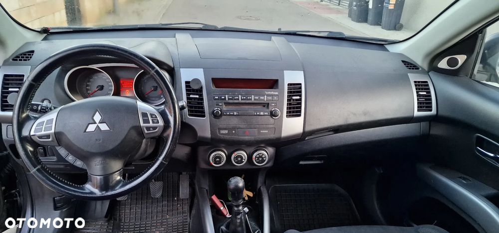 Mitsubishi Outlander 2.0 DID Intense - 8