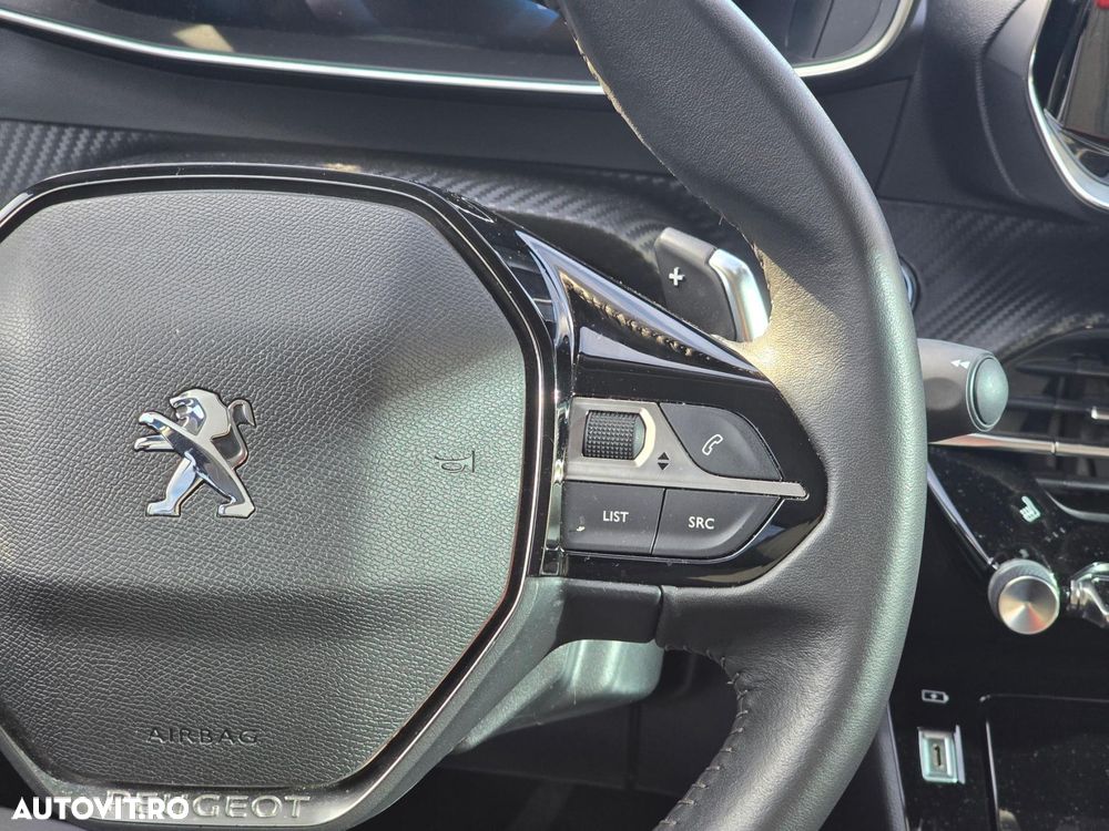 Peugeot 2008 - 15