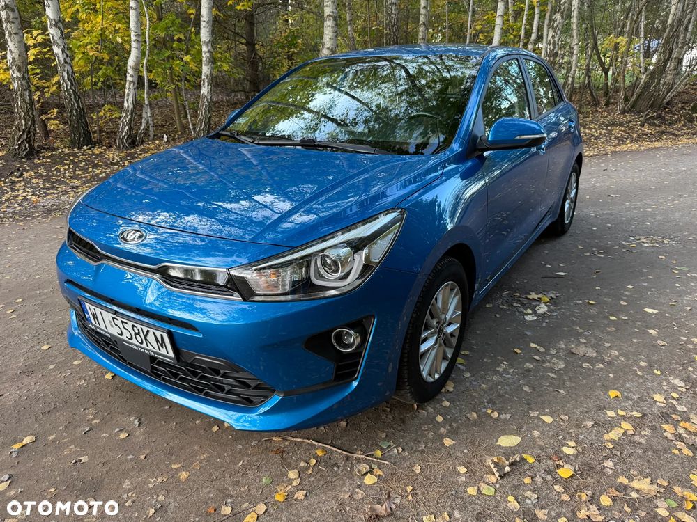 Kia Rio 1.2 L - 1