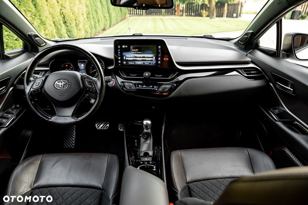 Toyota C-HR Style Selection - 28