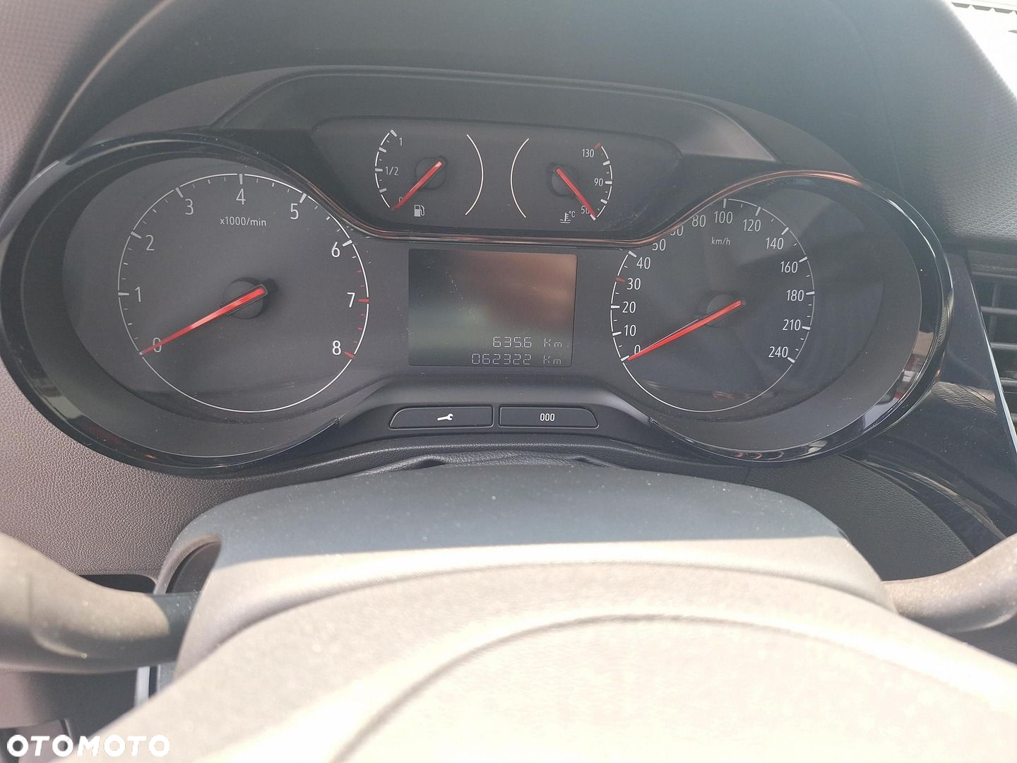 Opel Crossland - 17