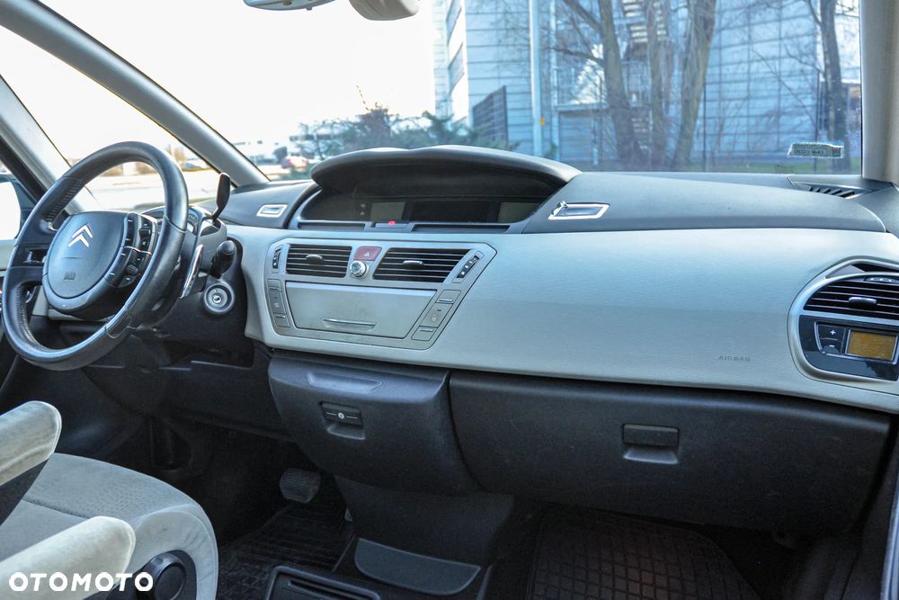 Citroën C4 Picasso - 10