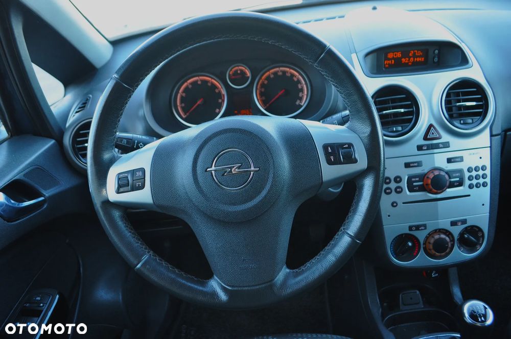 Opel Corsa 1.4 16V Satellite - 13